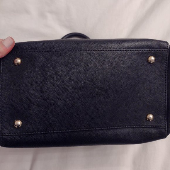 Black MICHAEL Michael Kors Purse - Picture 4 of 12